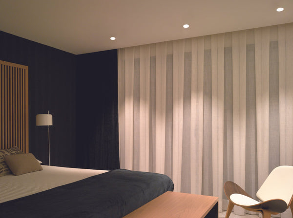 Schlafzimmer mit Einbaustrahler Swap in weiß von Arkos light.